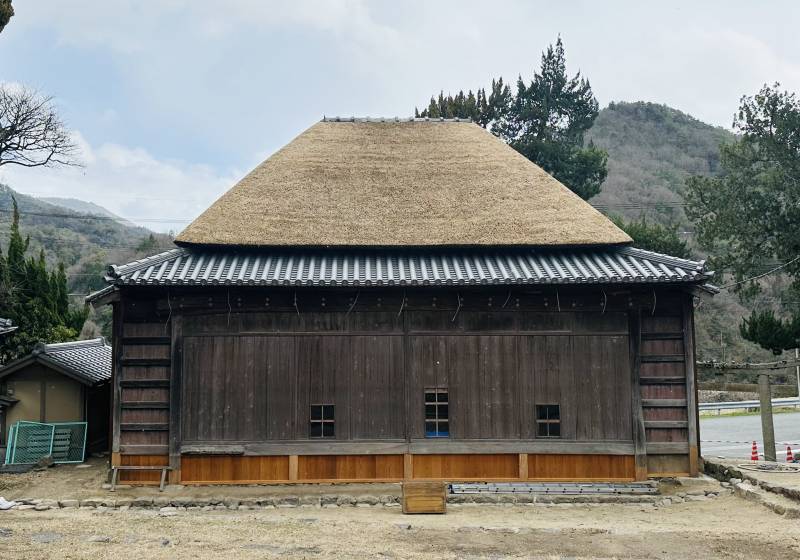 中山千枚田と農村歌舞伎舞台を満喫する散策&体験ツアー
