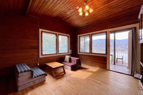 小豆島 山小屋 -The Little Cabin-