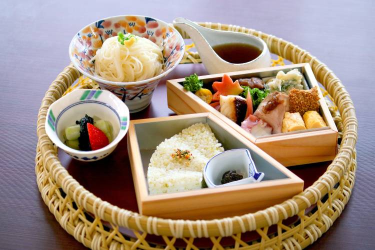 小豆島そうめん御料理 別邸 銀四郎